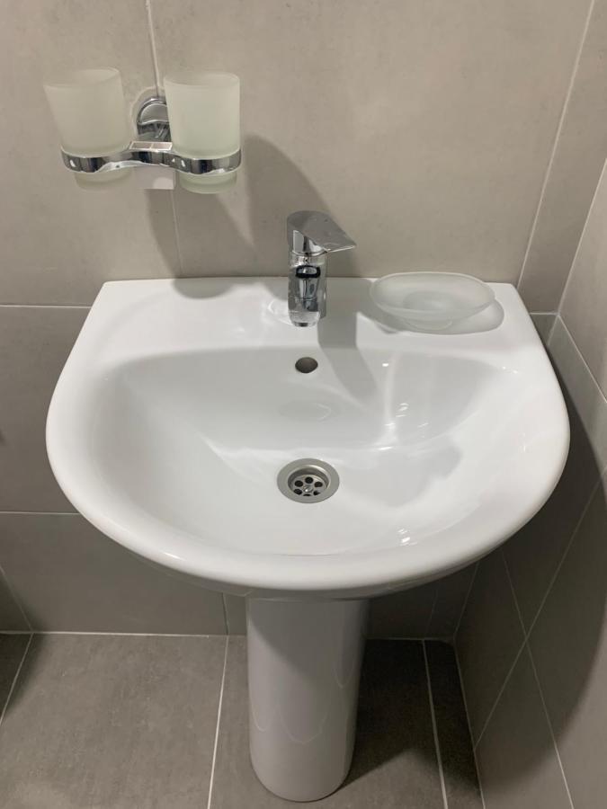 Акватика Hotel Pizunda Bagian luar foto
